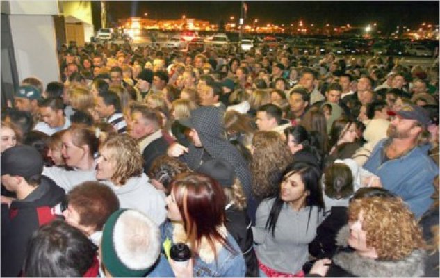 Black Friday a făcut vânzări de 12,3 miliarde de dolari